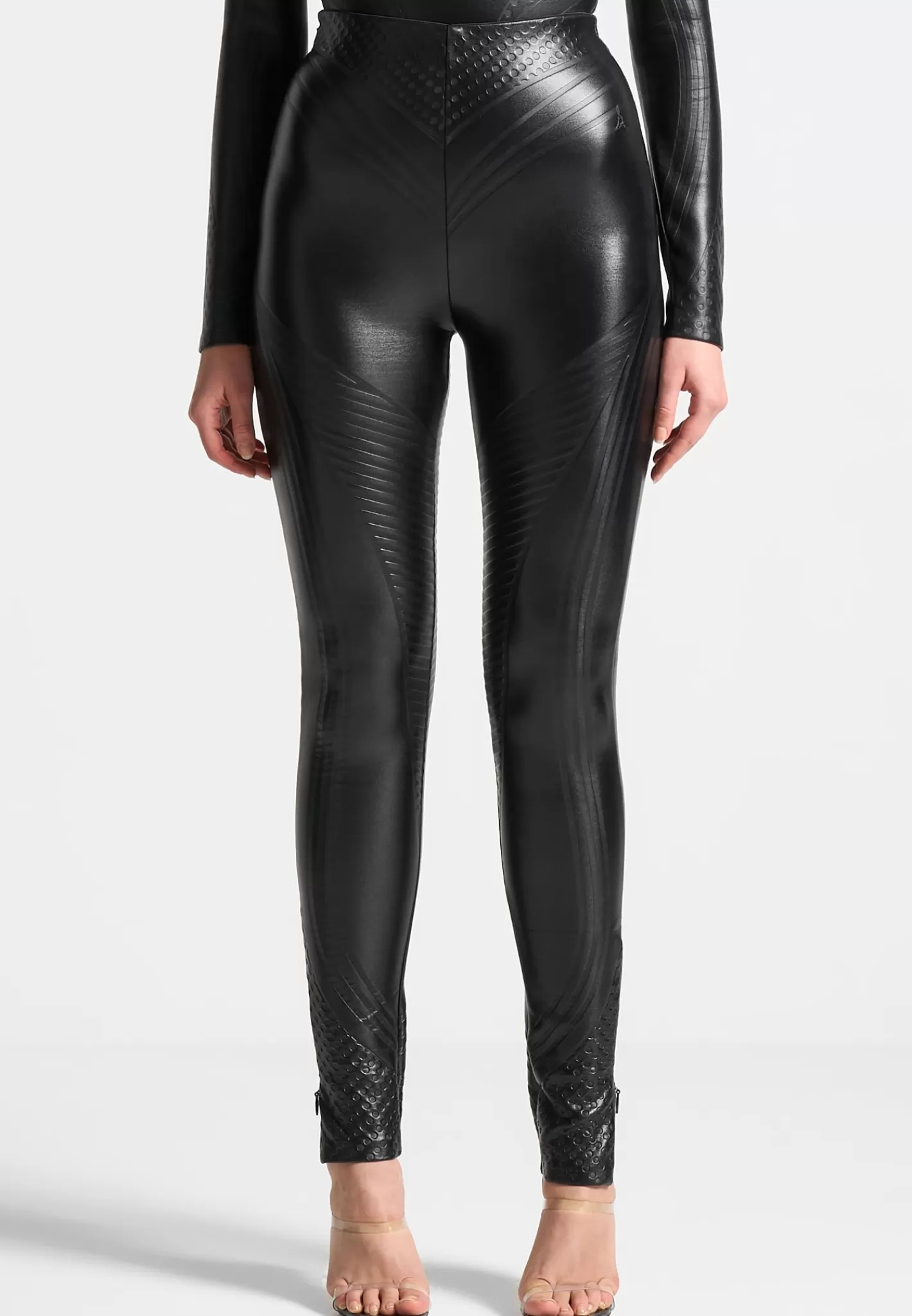 Debossed Contour Leggings - -Manière De Voir Fashion