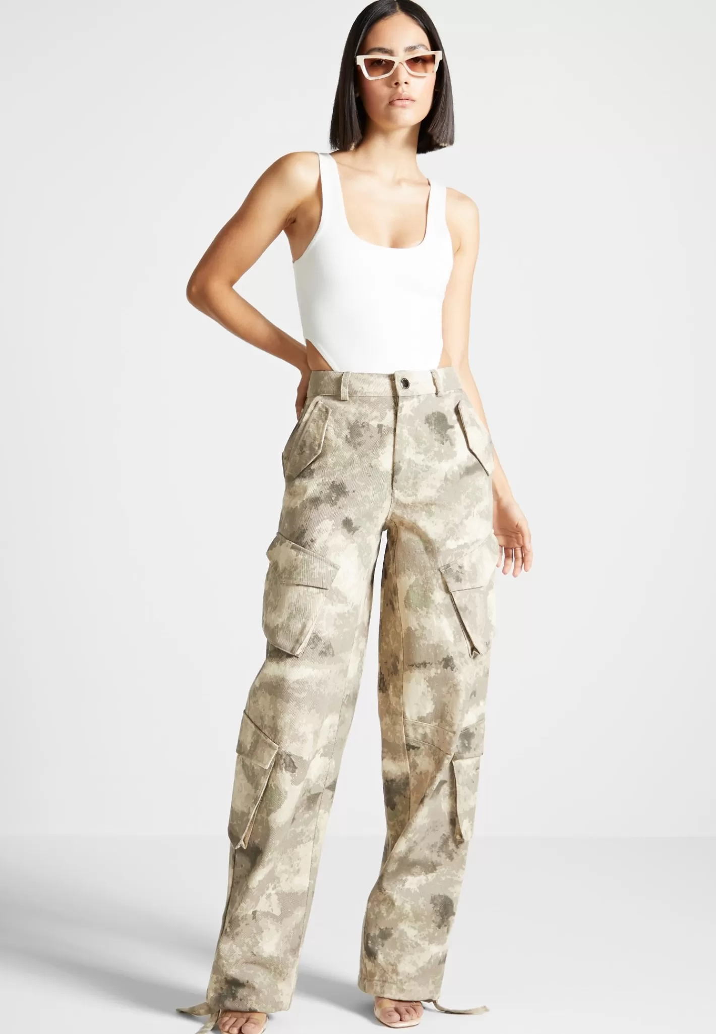 High Waisted Camo Cargo Pants - Beige-Manière De Voir Discount