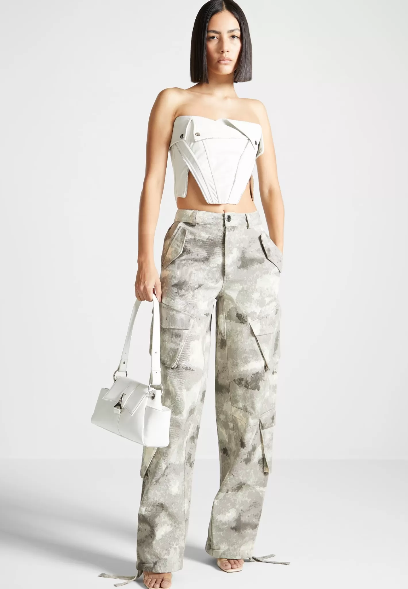 High Waisted Camo Cargo Pants - -Manière De Voir Clearance