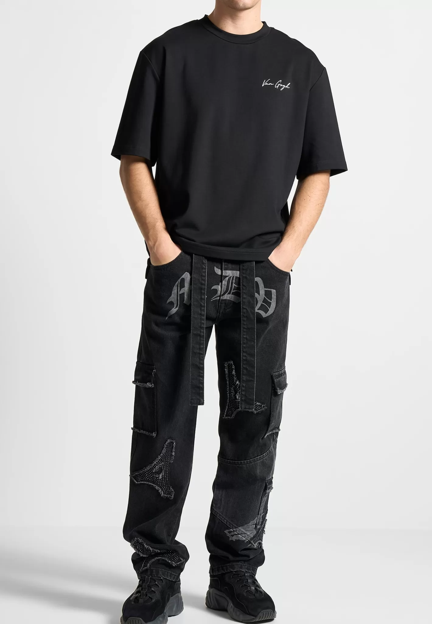 MDV Rhinestone Eiffel Patch Jeans - Stonewash Black-Manière De Voir Best Sale