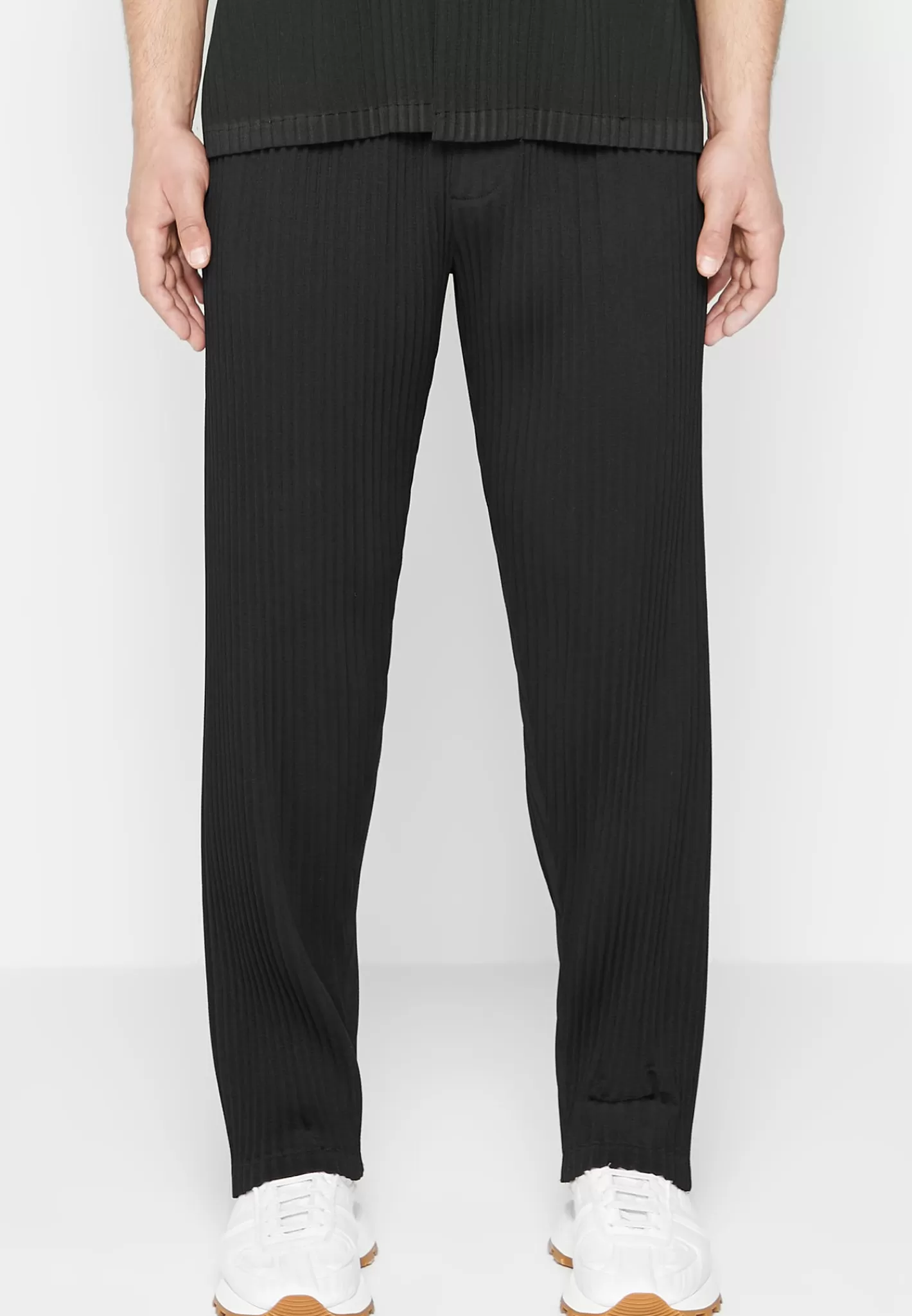 Pleated Trousers - -Manière De Voir Clearance