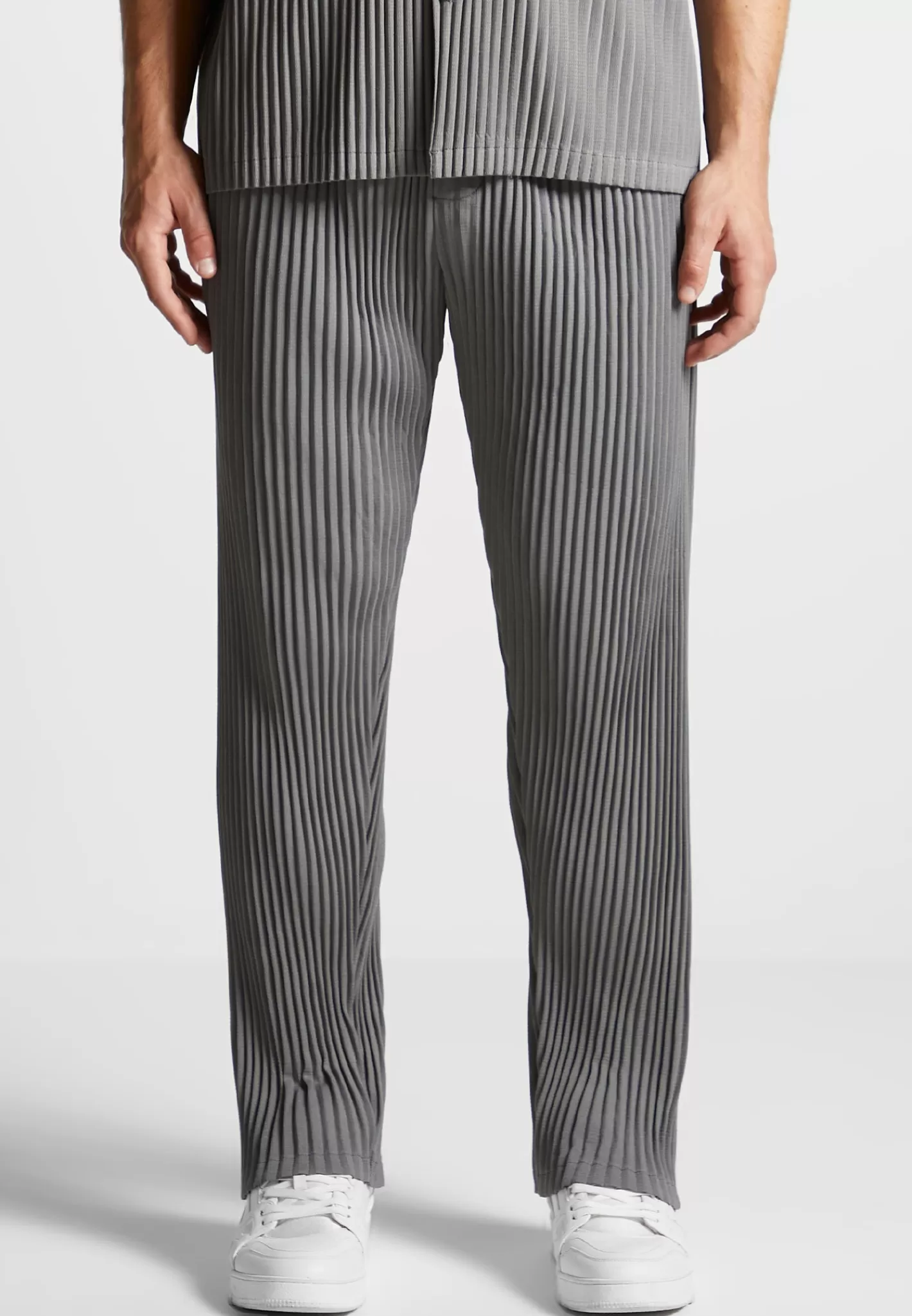 Pleated Trousers - -Manière De Voir Clearance